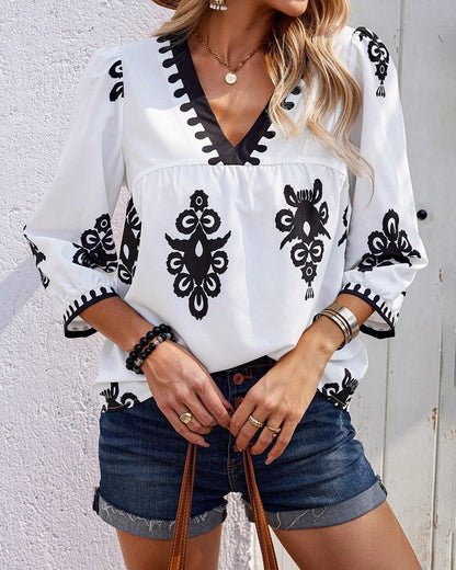 Maja™ – Bohemisk Blus med Biskopärmar